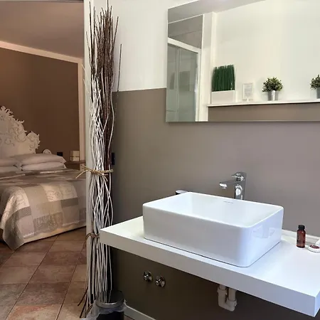 Da Noi Due Bed and breakfast 4*