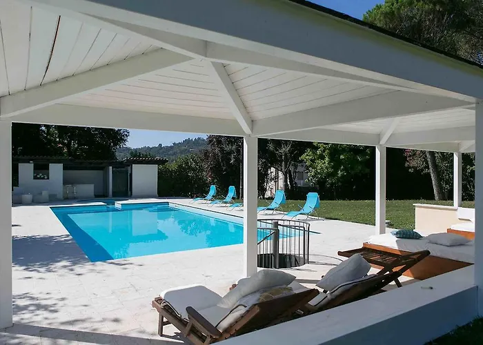 Nocleg ze śniadaniem Da Noi Due 4*